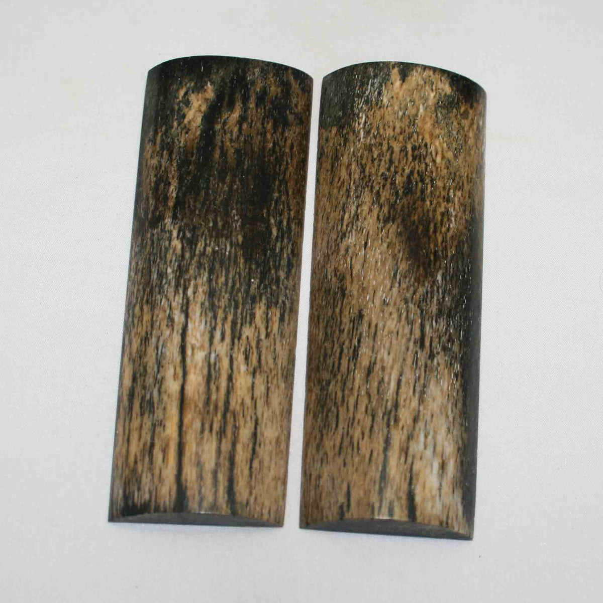 NB108NA132 Giraffe Bone Scales 5.33" x 1.76" x 0.38" inch