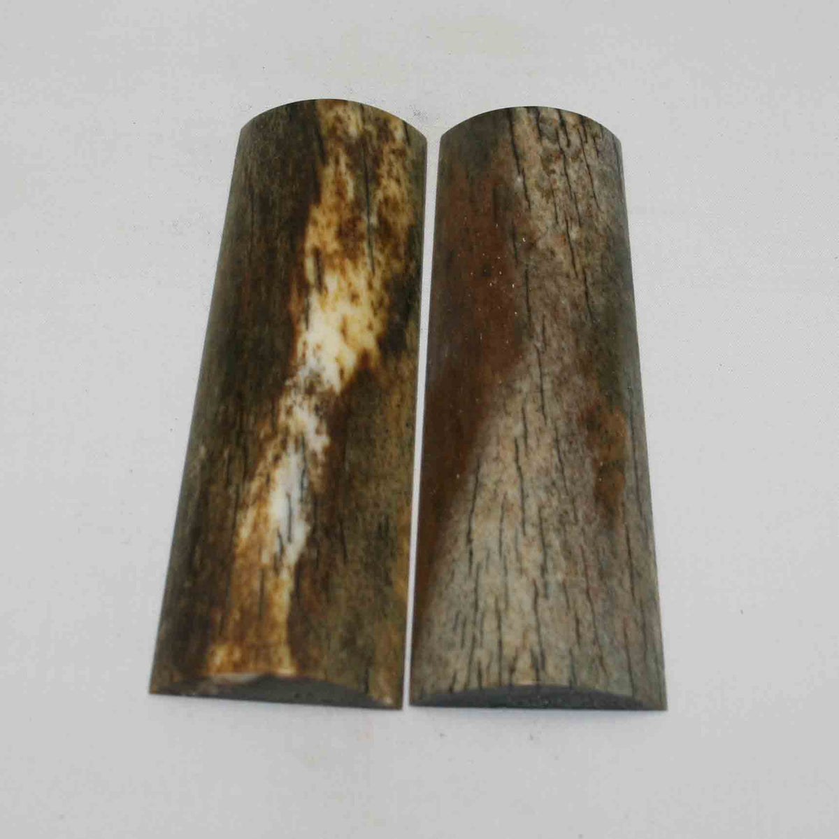 NB108NA149 Giraffe Bone Scales 5.09" x 1.60" x 0.39" inch