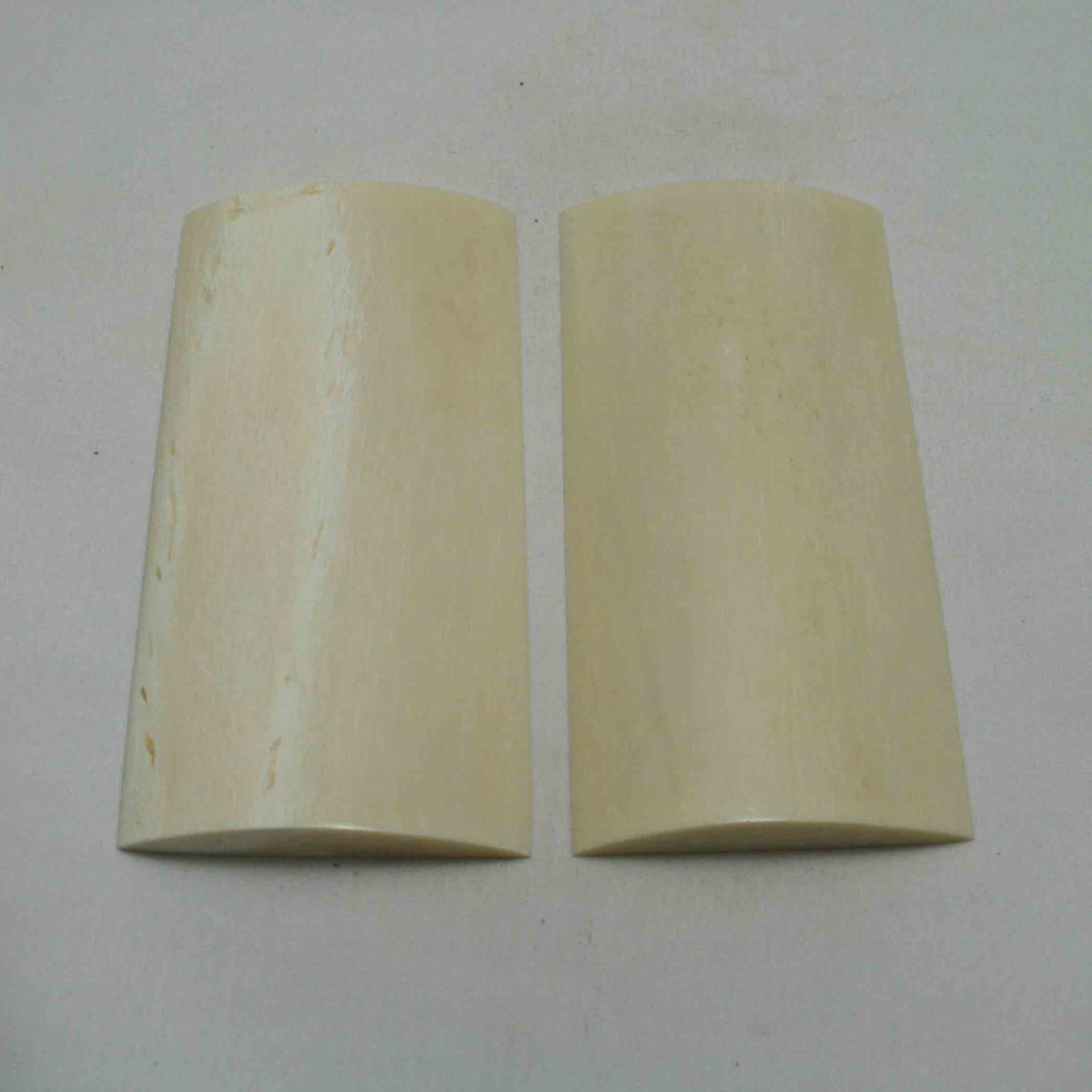 NB109NA33 Giraffe Bone Scales 5.04" x 2.46" x 0.40" inch