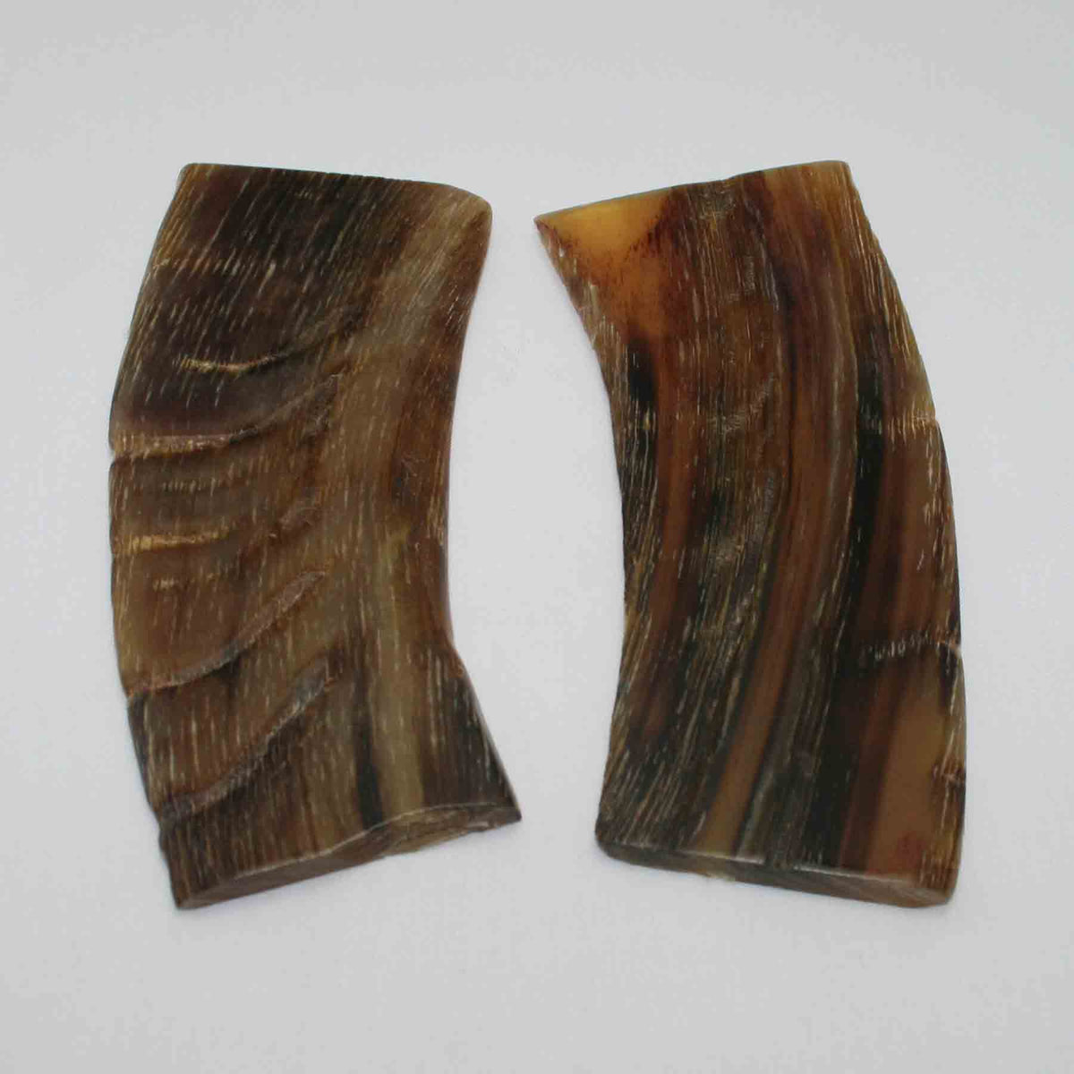 NB502MMA5 Kudu Horn Scales Medium (Set of 2)