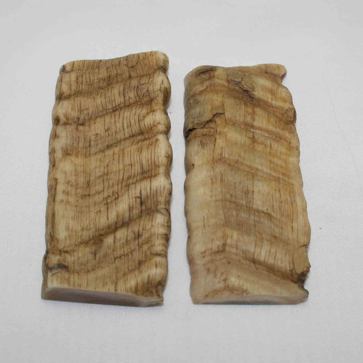 NB901LG23 Merino Ram's Horn Flat Block Scales