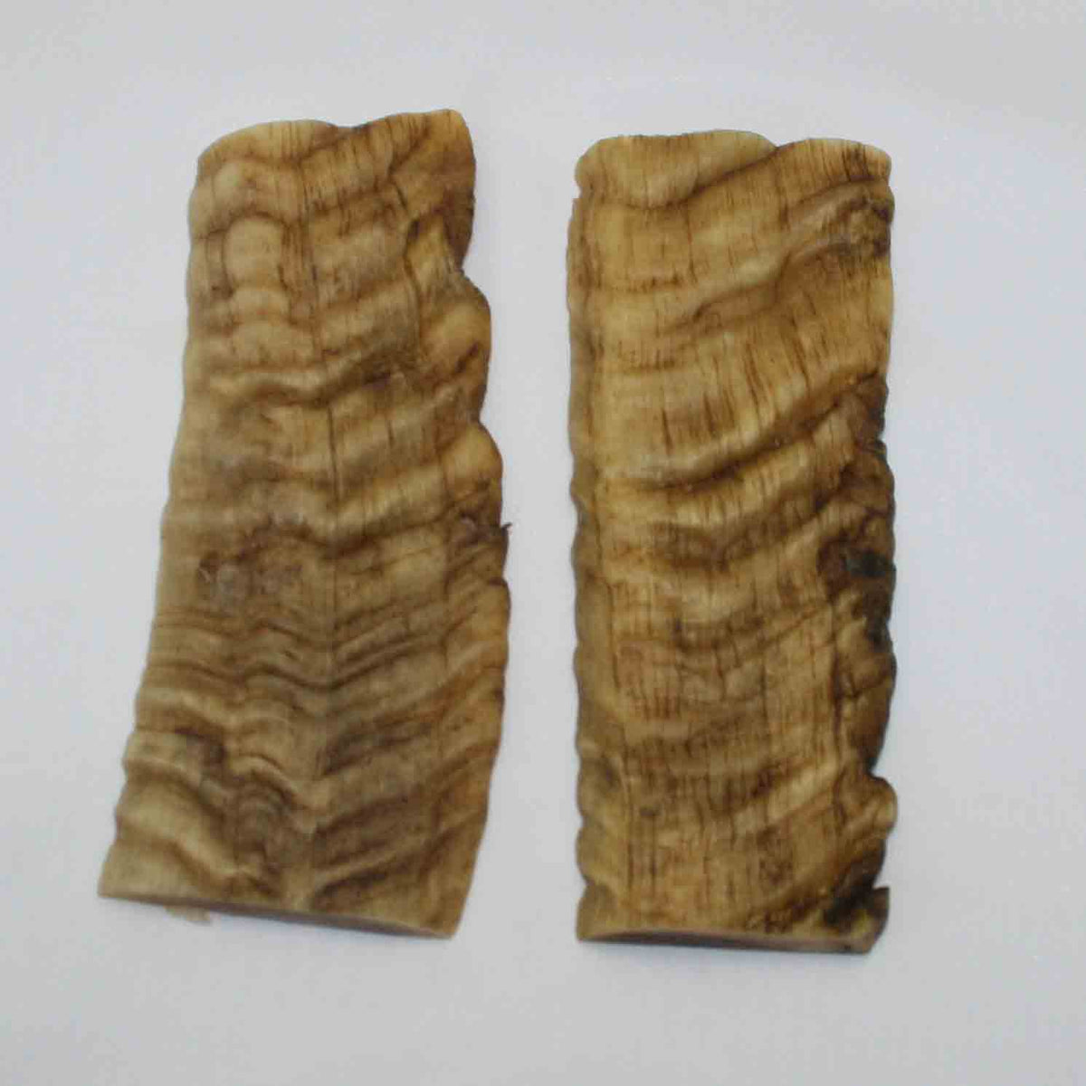 NB901MMA14 Merino Ram&#39;s Horn Flat Block Scales