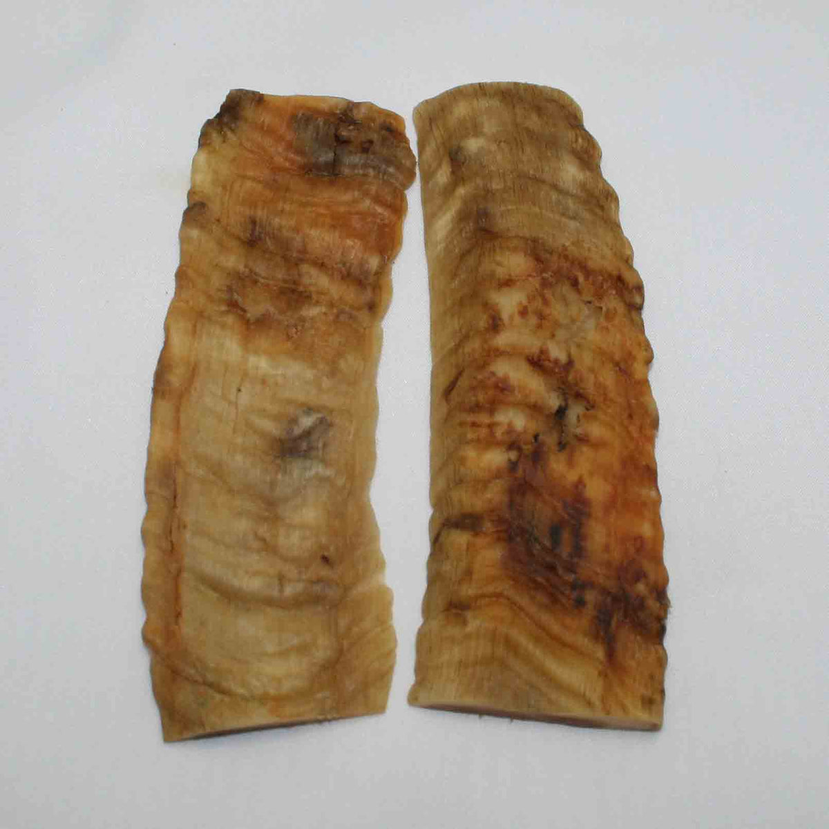 NB901MMA33 Merino Ram&#39;s Horn Flat Block Scales