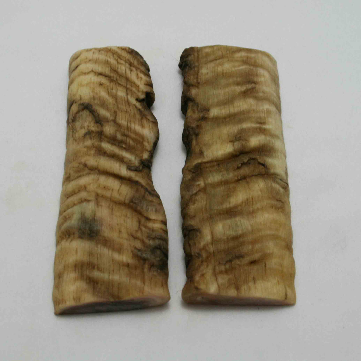 NB901NAM30 Merino Ram&#39;s Horn Flat Block Scales