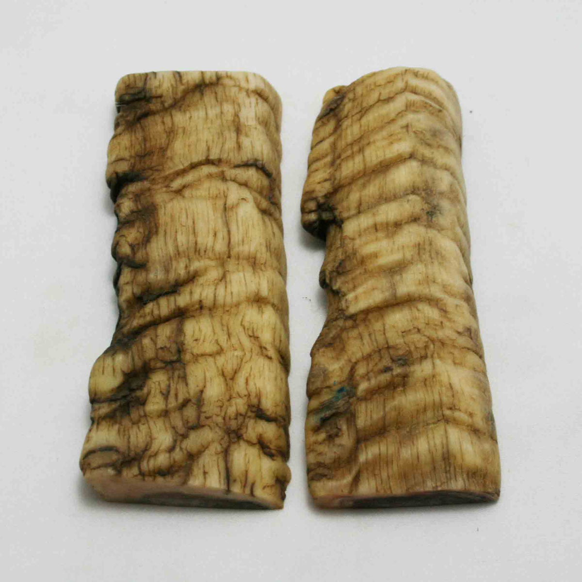 NB901NAM34 Merino Ram&#39;s Horn Flat Block Scales