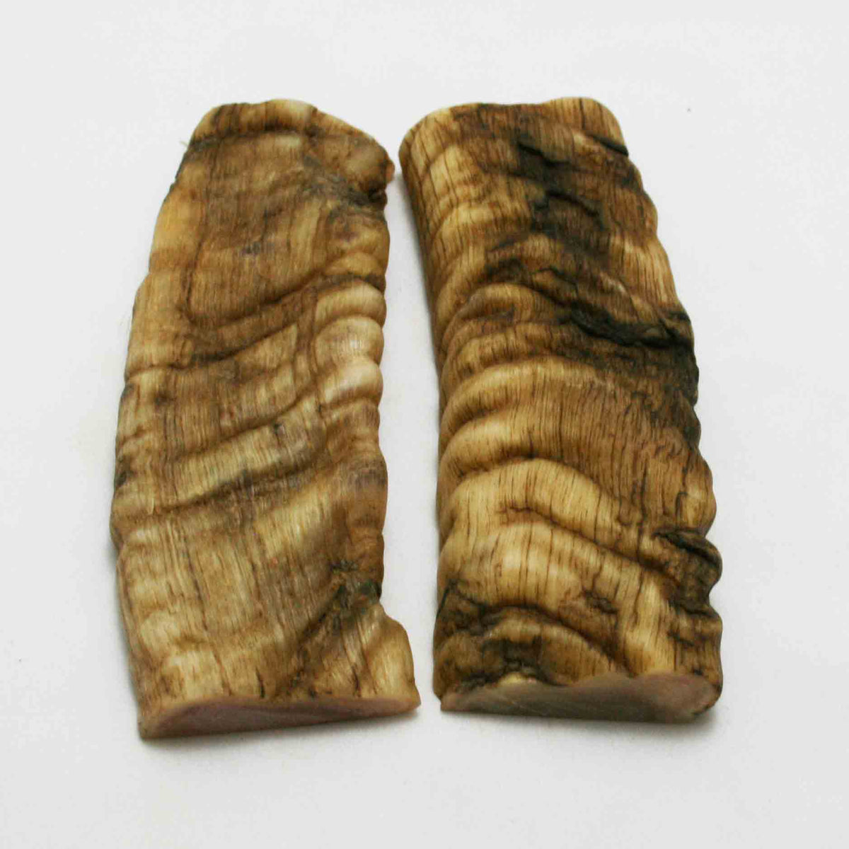 NB901NAM38 Merino Ram&#39;s Horn Flat Block Scales