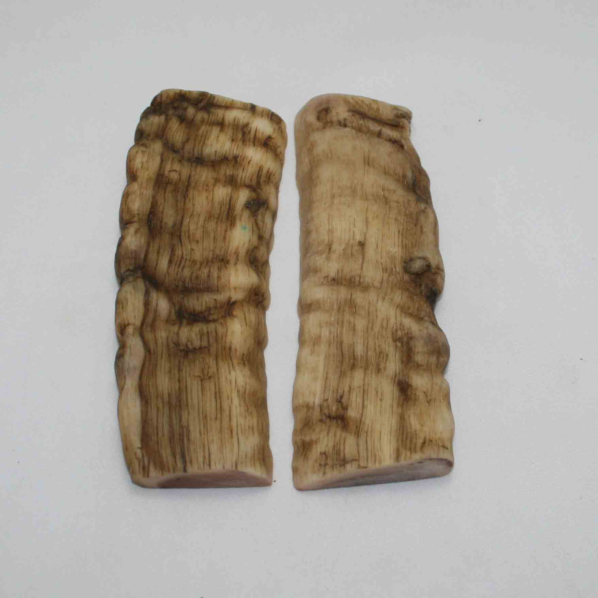 NB901NAM50 Merino Ram&#39;s Horn Flat Block Scales