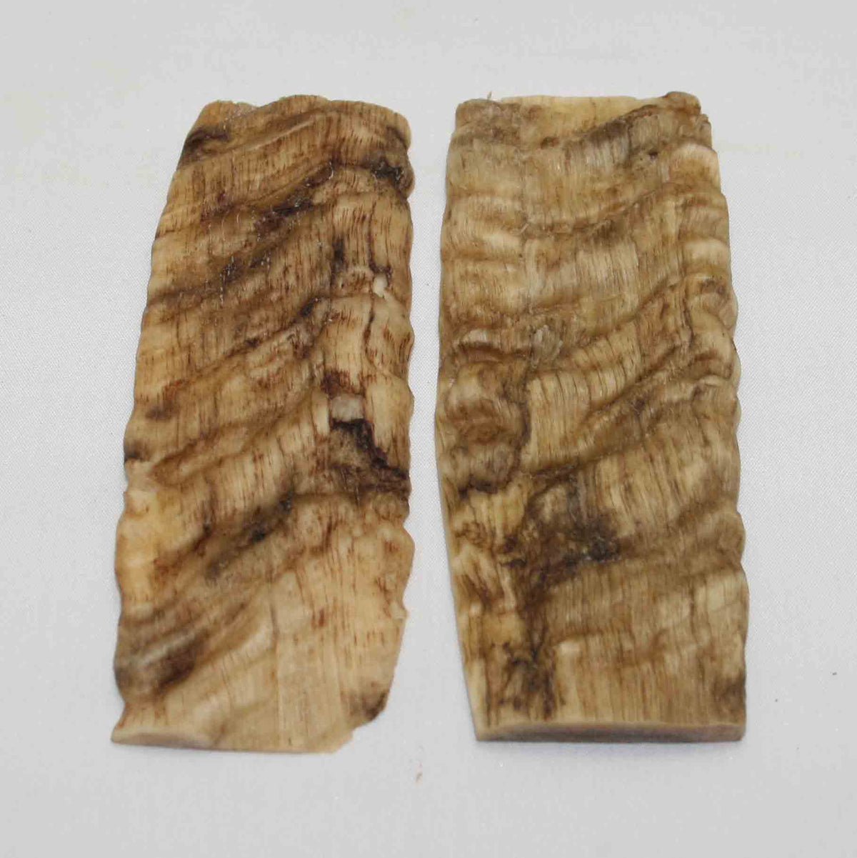 NB901NA18 Merino Ram's Horn Flat Block Scales Size 4.82" x 1.89" x 0.16" inch