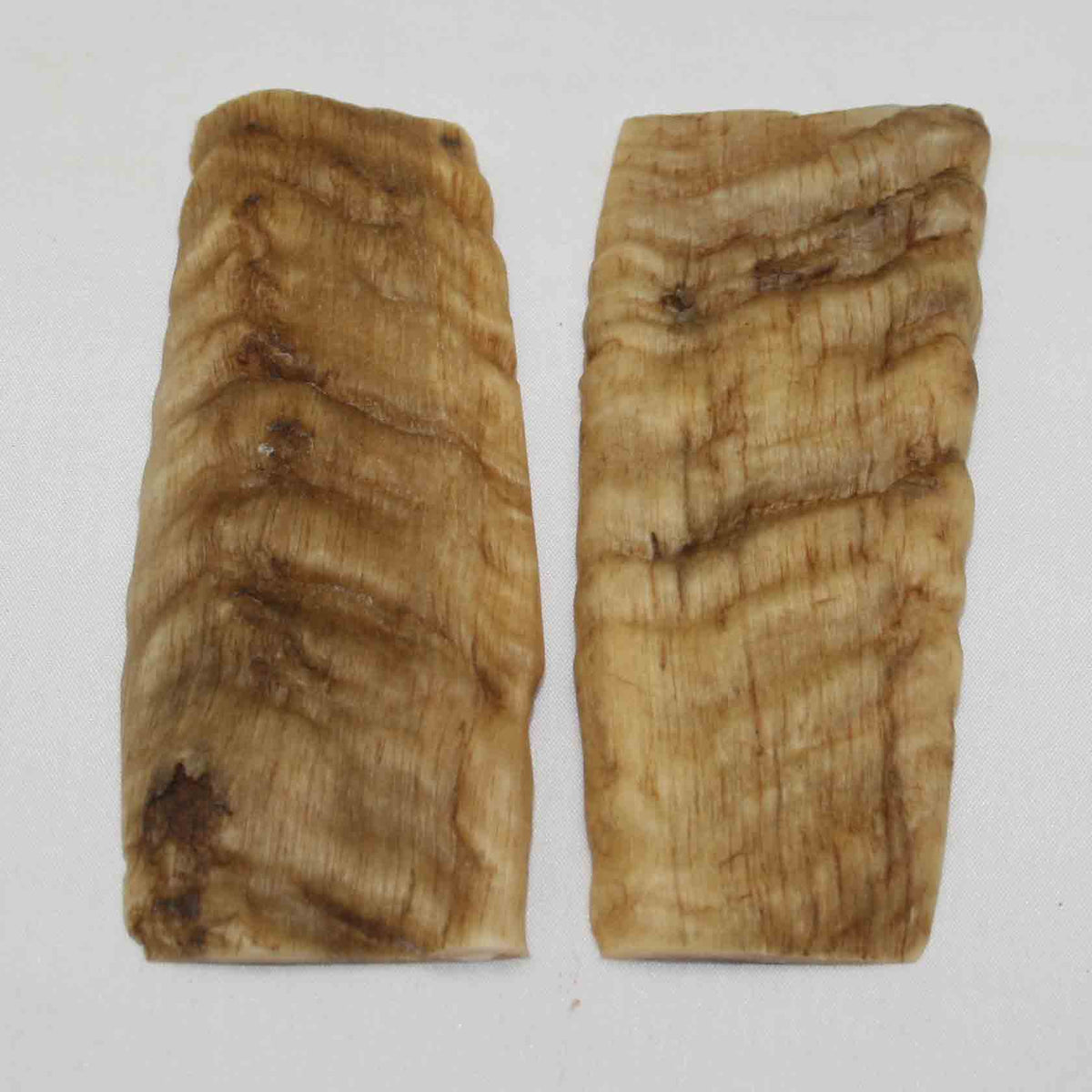 NB901NA20 Merino Ram's Horn Flat Block Scales Size 4.54" x 1.86" x 0.18" inch
