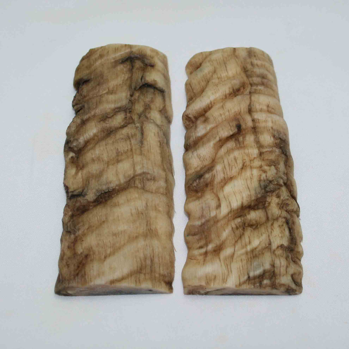 NB902NAM3 Merino Ram Horn Scales LARGE