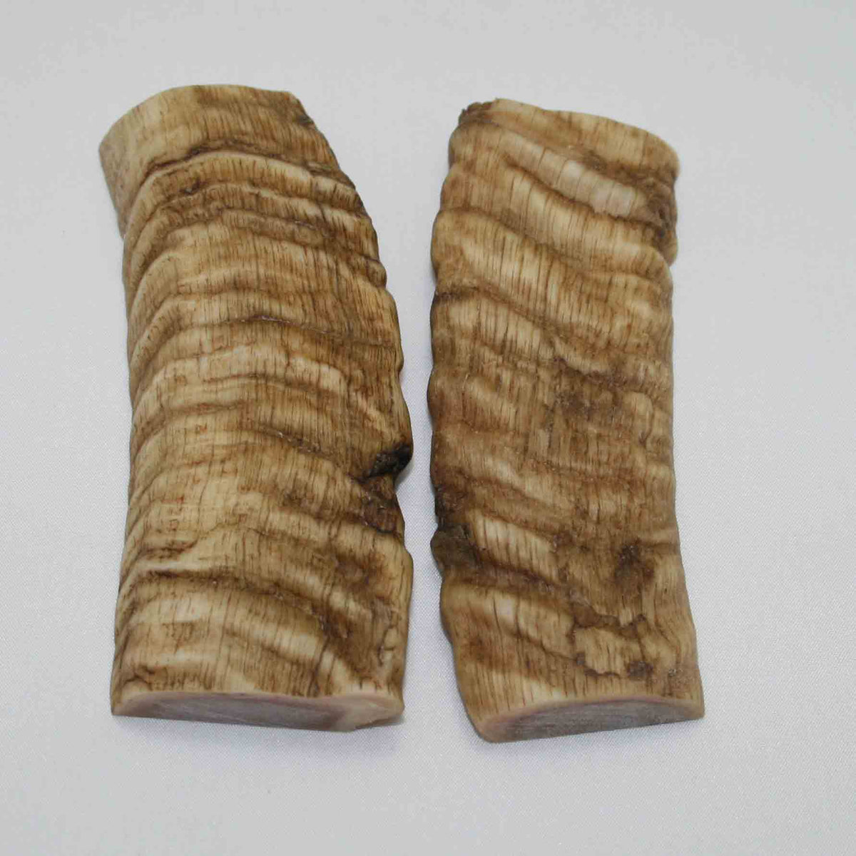 NB903JS10 Merino Ram&#39;s Horn Flat Block Scales