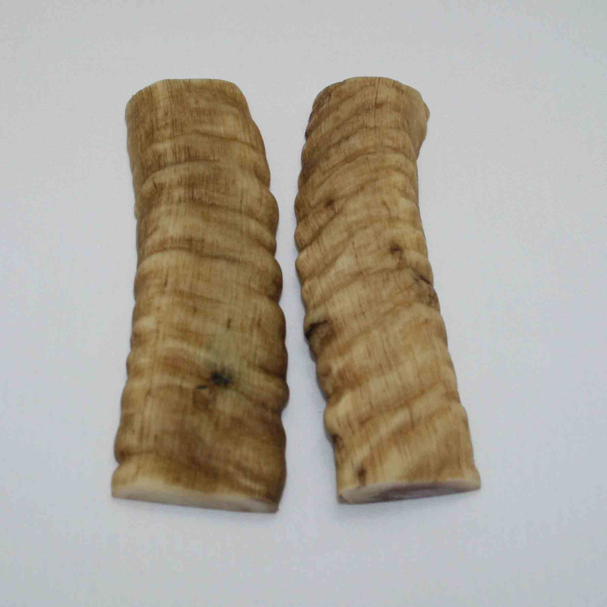 NB903JS24 Merino Ram&#39;s Horn Flat Block Scales