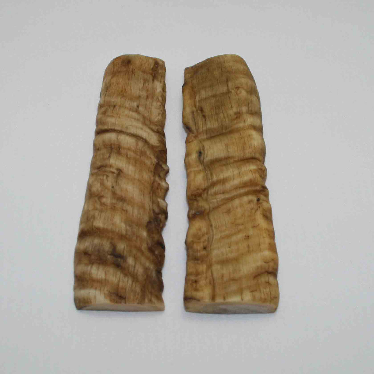 NB903JS29 Merino Ram&#39;s Horn Flat Block Scales