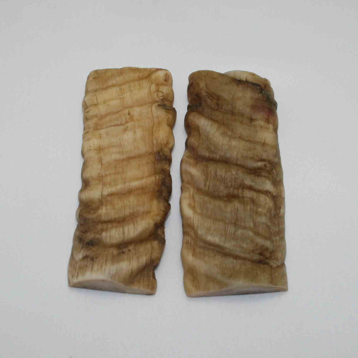 NB903JS36 Merino Ram&#39;s Horn Flat Block Scales