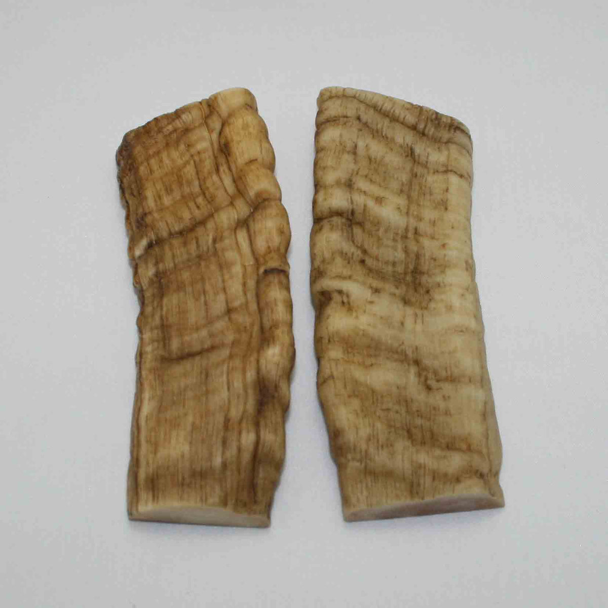 NB903JS38 Merino Ram&#39;s Horn Flat Block Scales