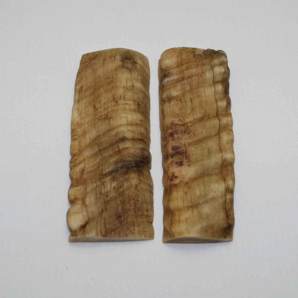 NB903JS39 Merino Ram&#39;s Horn Flat Block Scales