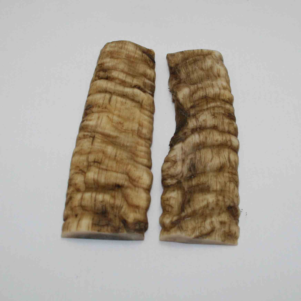 NB903JS40 Merino Ram&#39;s Horn Flat Block Scales