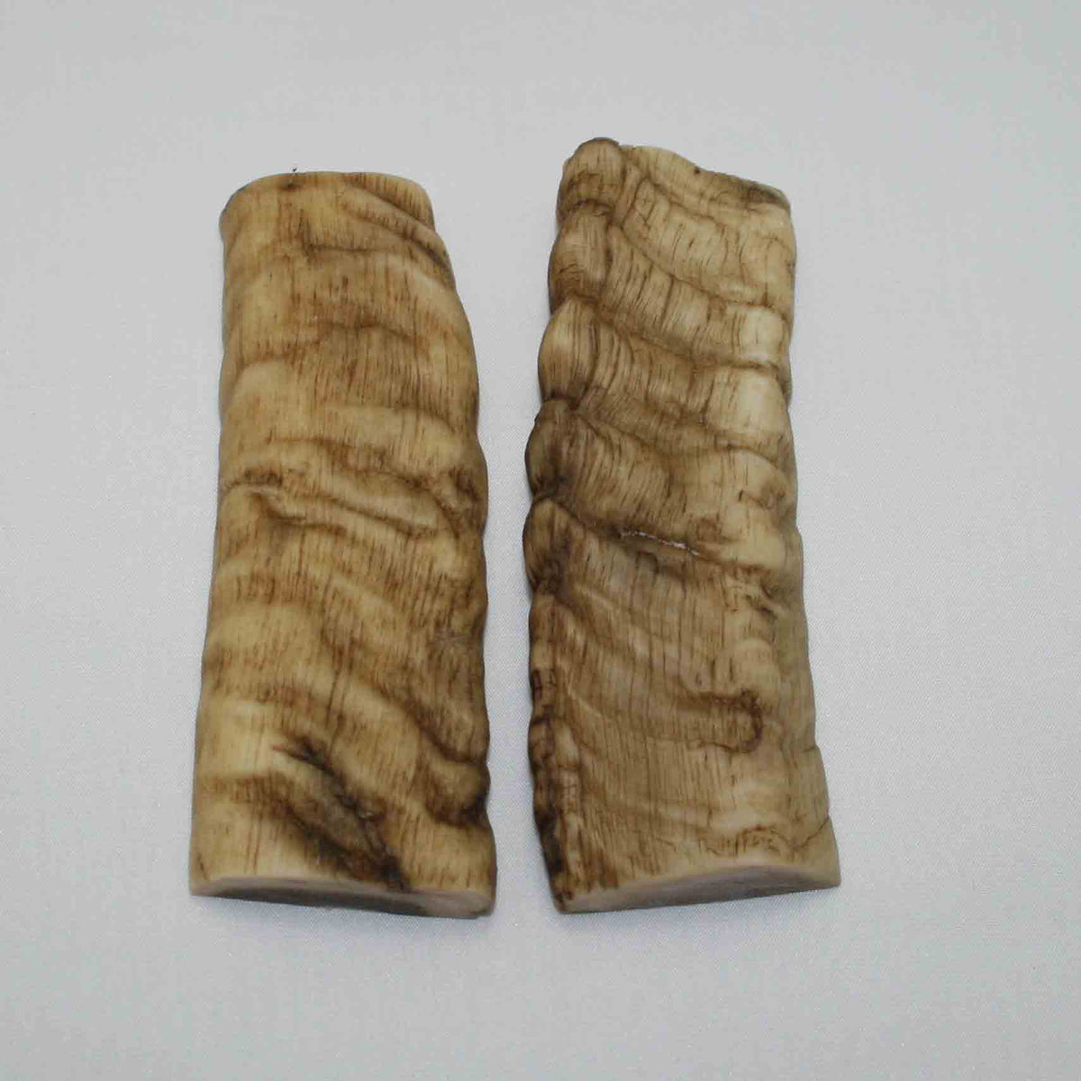 NB903JS43 Merino Ram&#39;s Horn Flat Block Scales