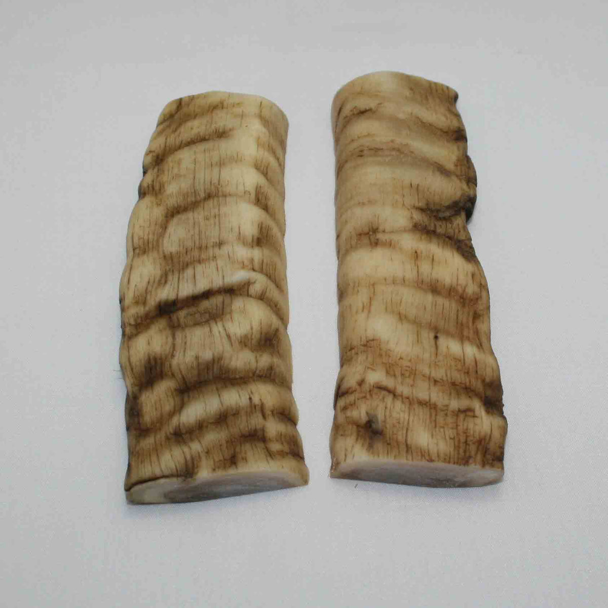 NB903JS46 Merino Ram&#39;s Horn Flat Block Scales