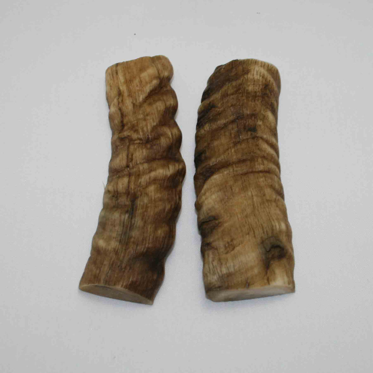 NB903JS49 Merino Ram&#39;s Horn Flat Block Scales