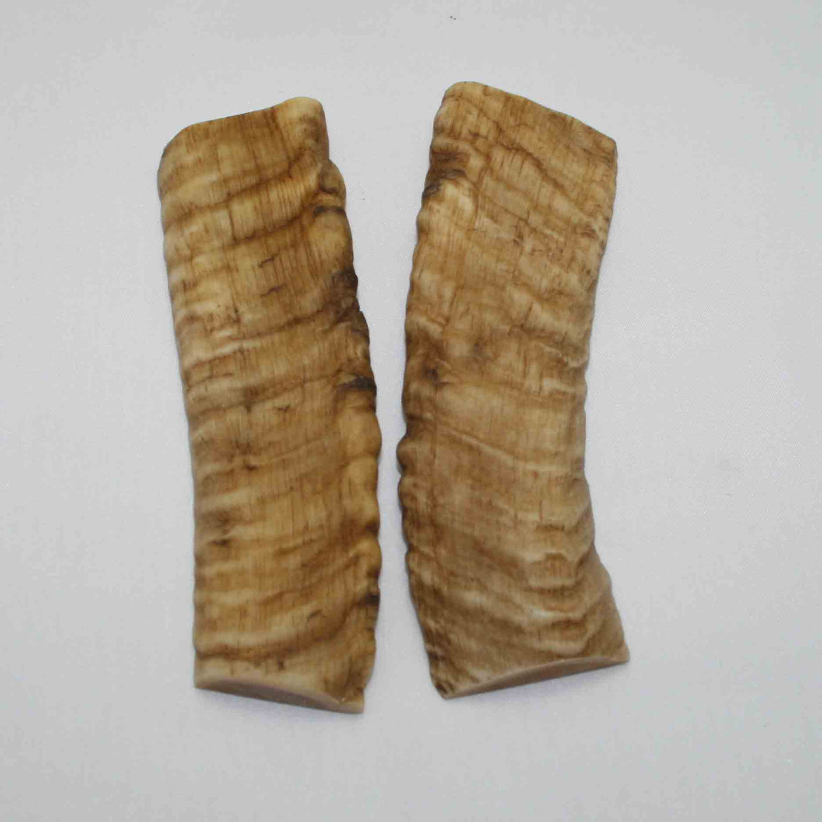 NB903JS71 Merino Ram&#39;s Horn Flat Block Scales