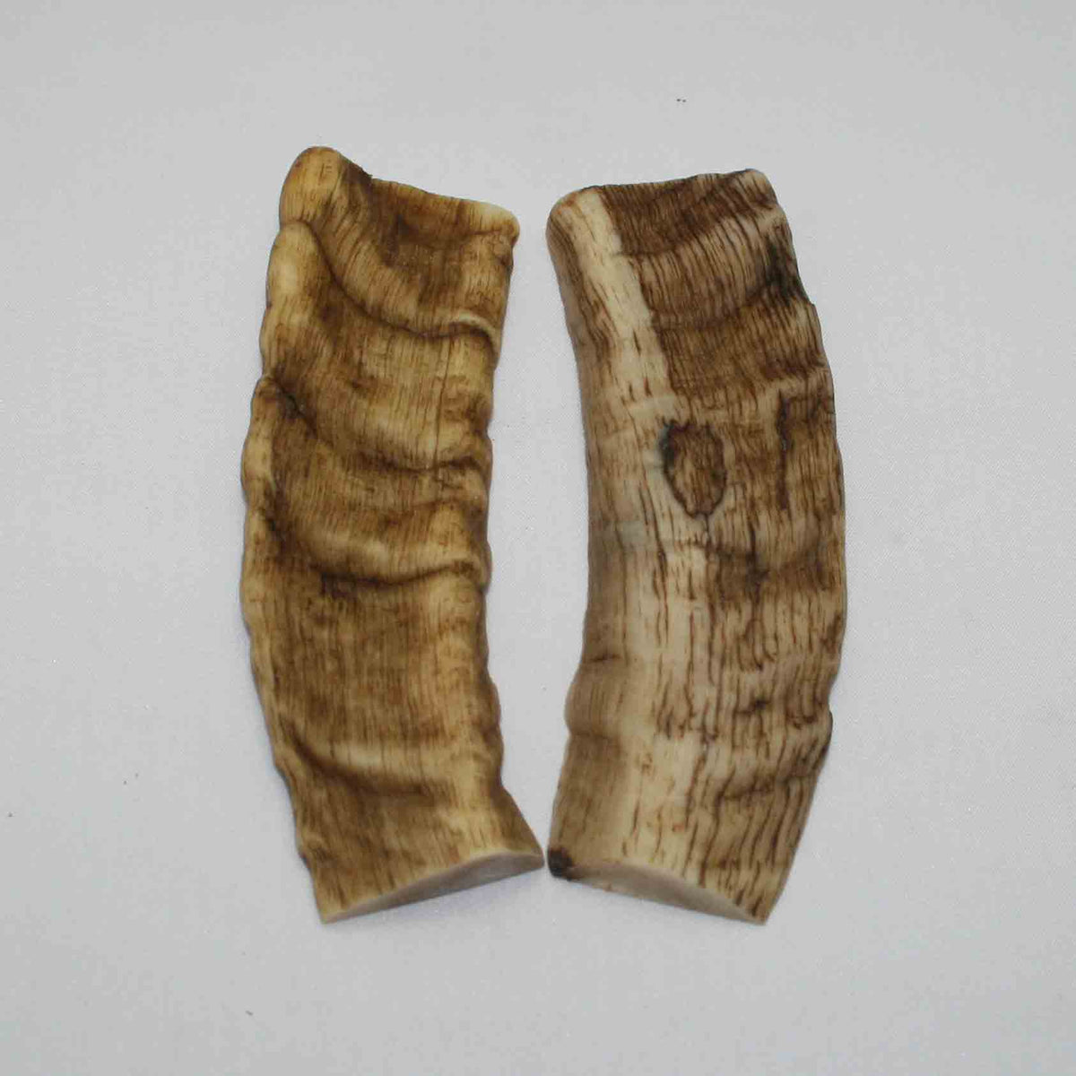 NB903JS83 Merino Ram&#39;s Horn Flat Block Scales