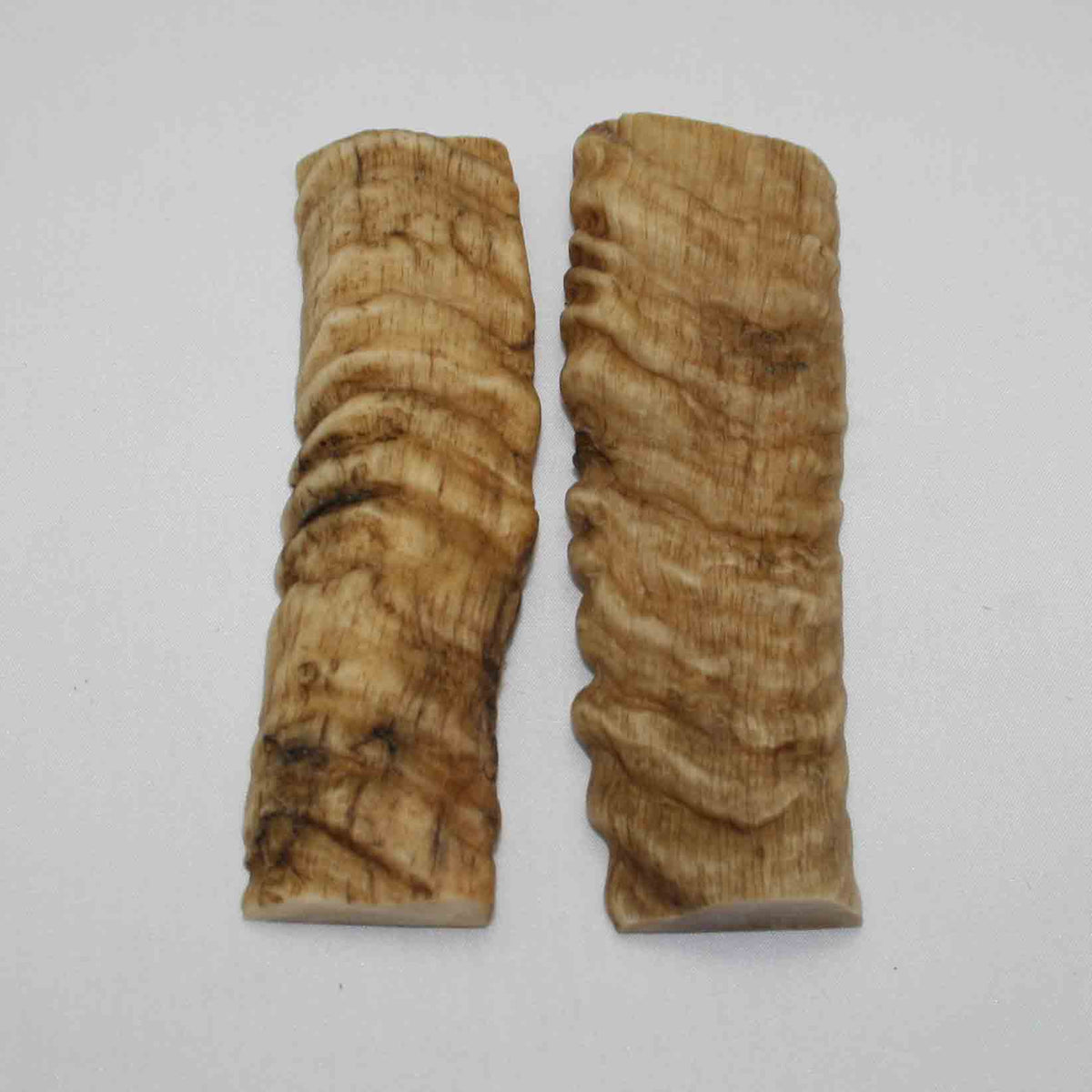 NB903JS95 Merino Ram&#39;s Horn Flat Block Scales