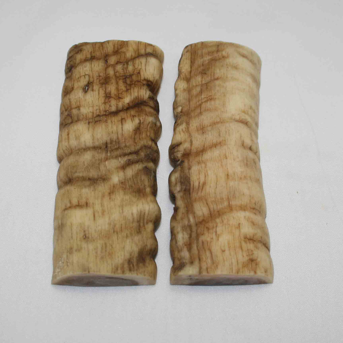 NB903LG17 Merino Ram's Horn Flat Block Scales