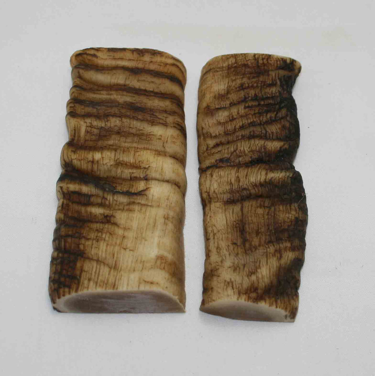 NB903MMA24 Merino Ram&#39;s Horn Flat Block Scales