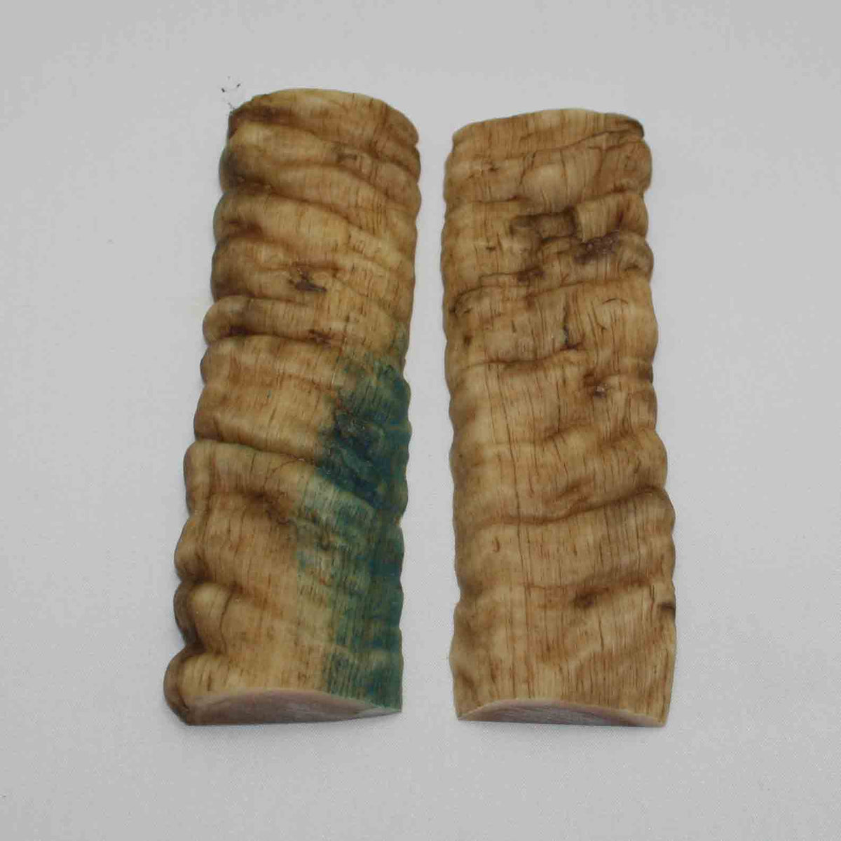 NB903MMA37 Merino Ram&#39;s Horn Flat Block Scales