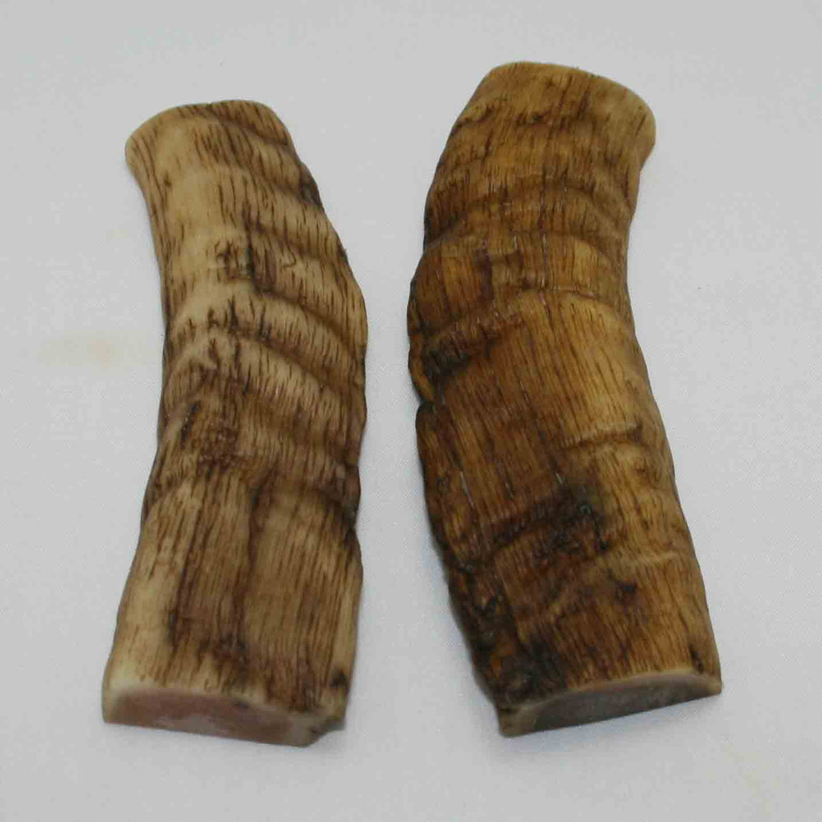 NB903MMA83 Merino Ram&#39;s Horn Flat Block Scales