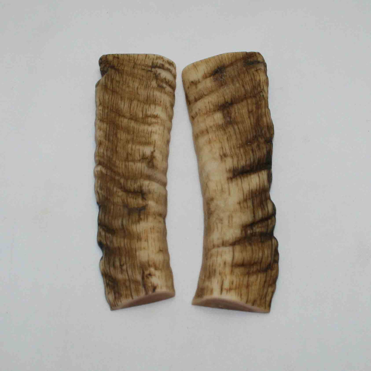 NB903NAM137 Merino Ram&#39;s Horn Flat Block Scales