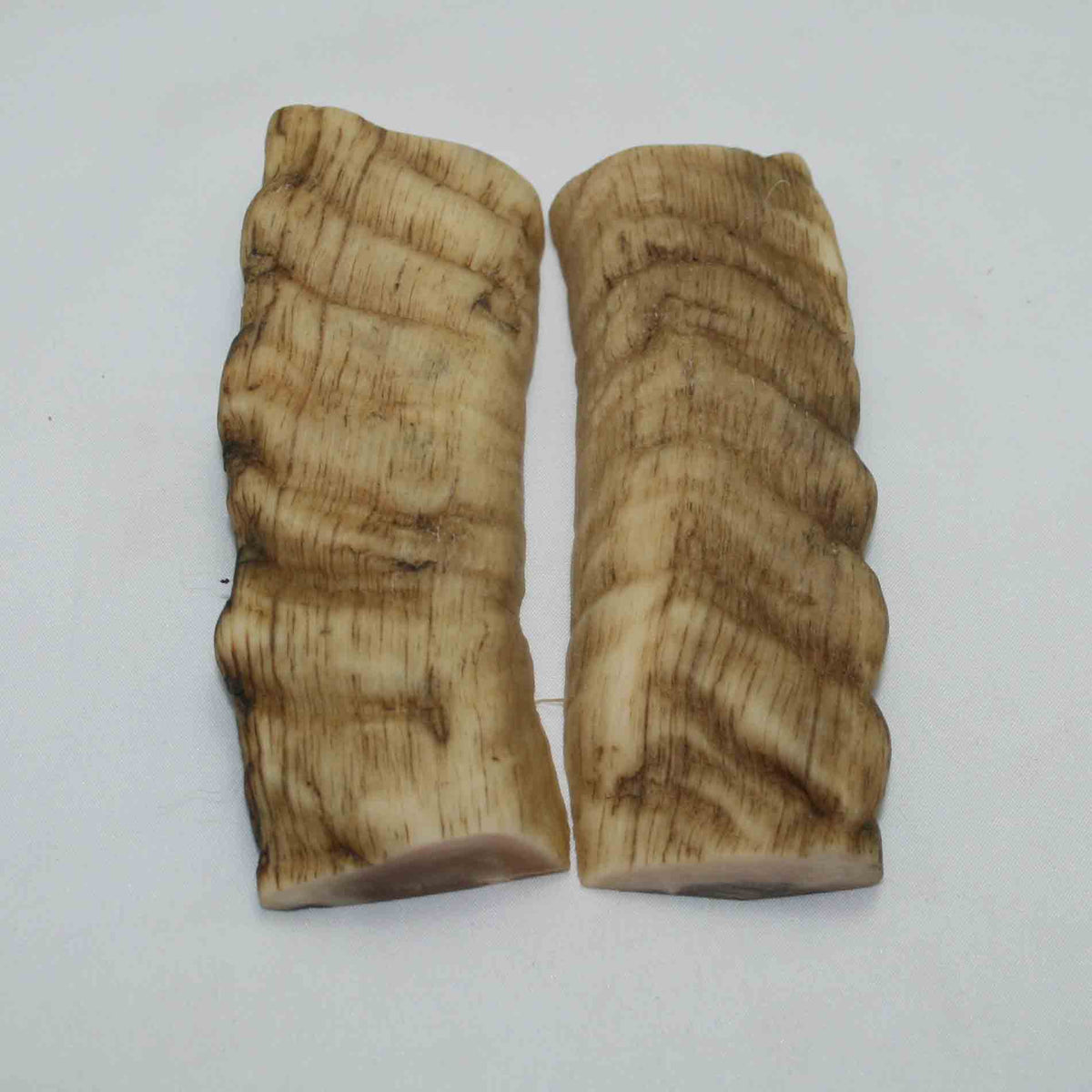 NB903NAM61 Merino Ram&#39;s Horn Flat Block Scales