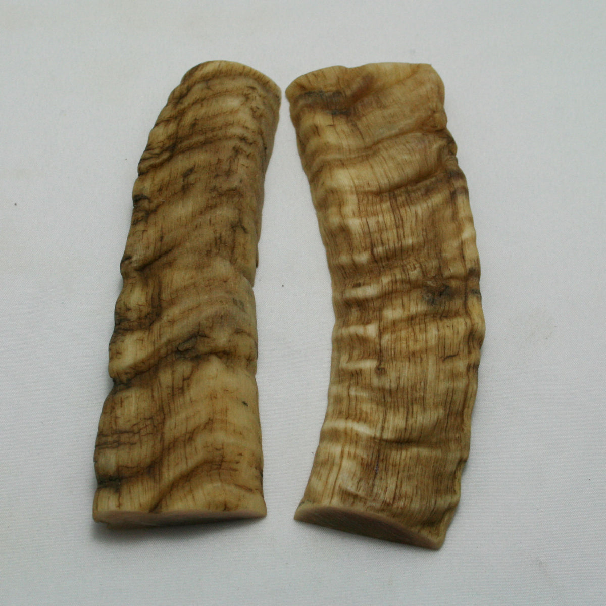 NB903NAM7 Merino Ram&#39;s Horn Flat Block Scales