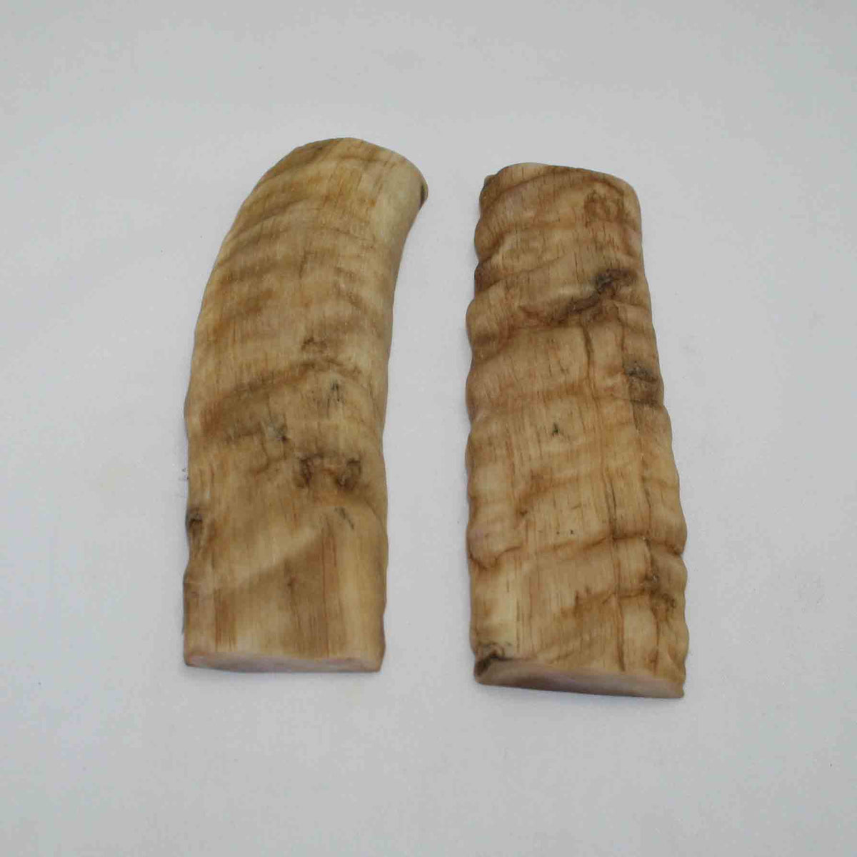 NB903NAM92 Merino Ram&#39;s Horn Flat Block Scales