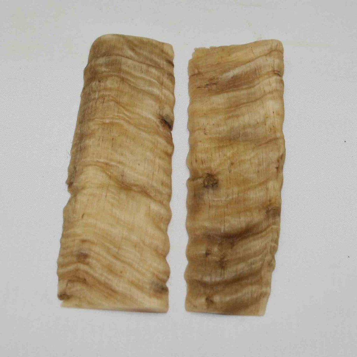 NB903NA35 Merino Ram's Horn Flat Block Scales Size: 4.94" x 1.53" x 0.12"inch