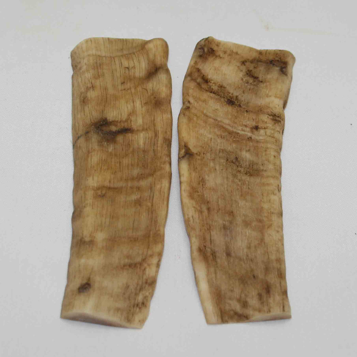 NB903NA37 Merino Ram's Horn Flat Block Scales Size: 5.03" x 1.55" x 0.22"inch
