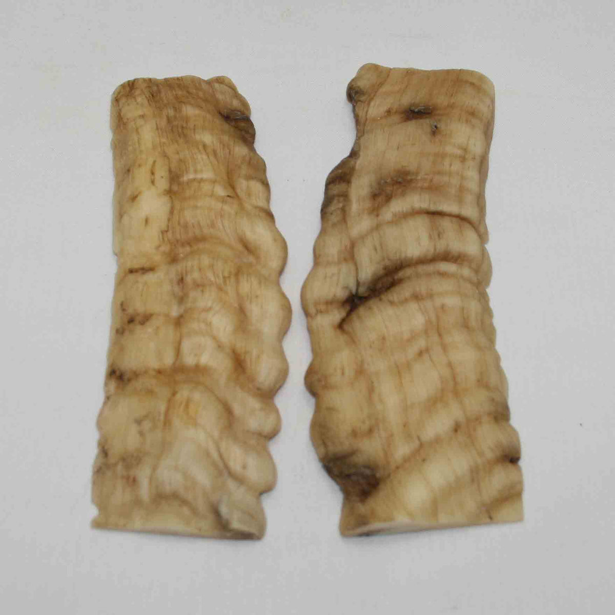 NB903NA4 Merino Ram's Horn Flat Block Scales 4.88" x 1.74" x 0.24"inch