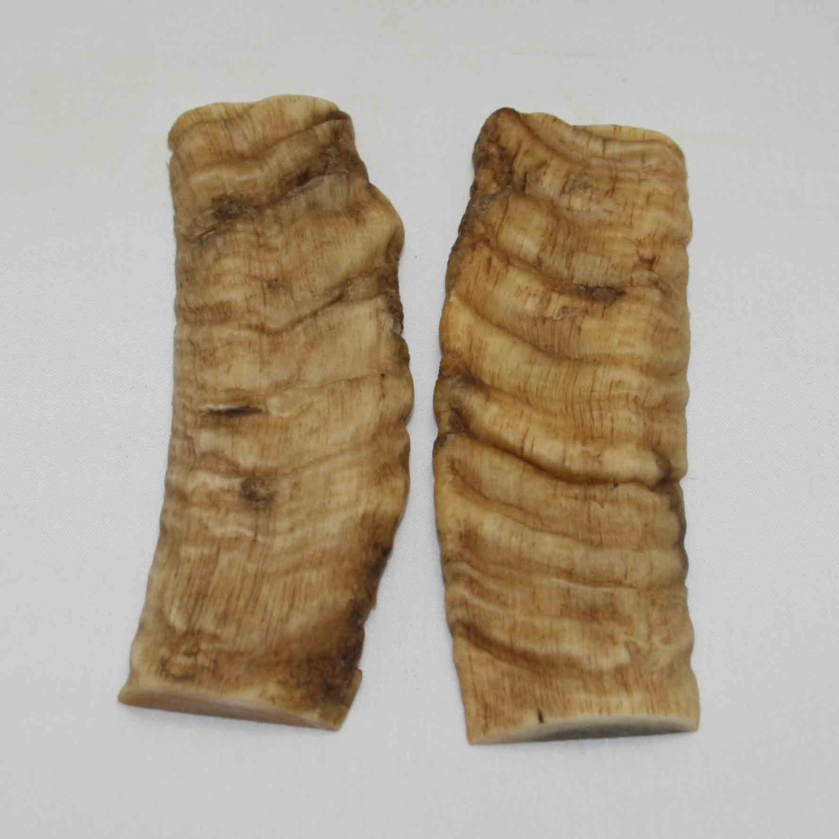 NB903NA61 Merino Ram's Horn Flat Block Scales Size: 4.96" x 1.61" x 0.33"inch
