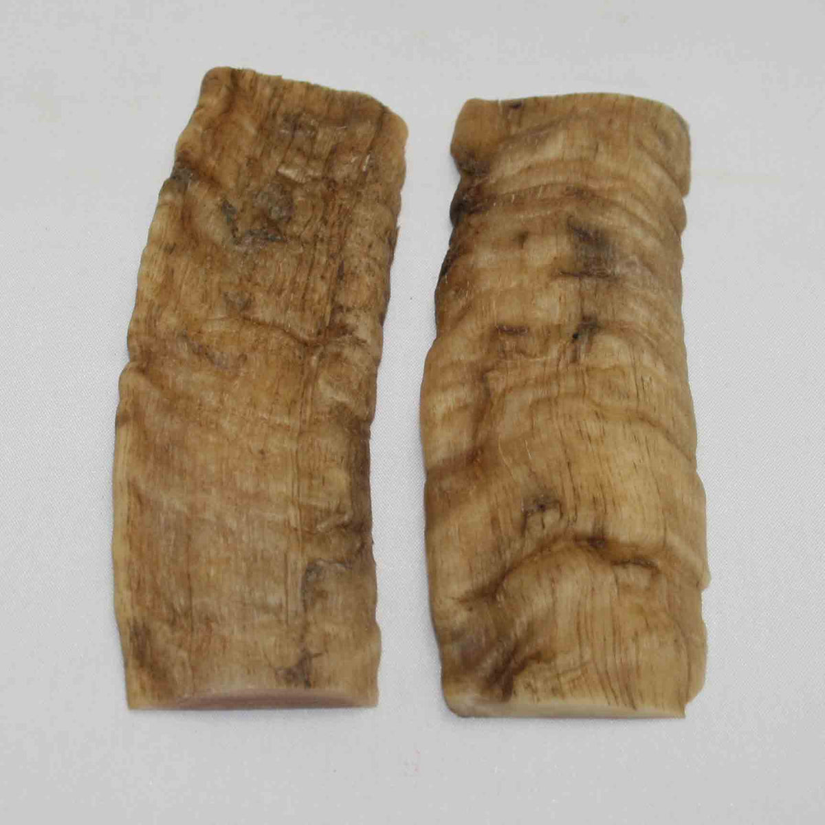 NB903NA62 Merino Ram's Horn Flat Block Scales Size: 4.85" x 1.51" x 0.21"inch