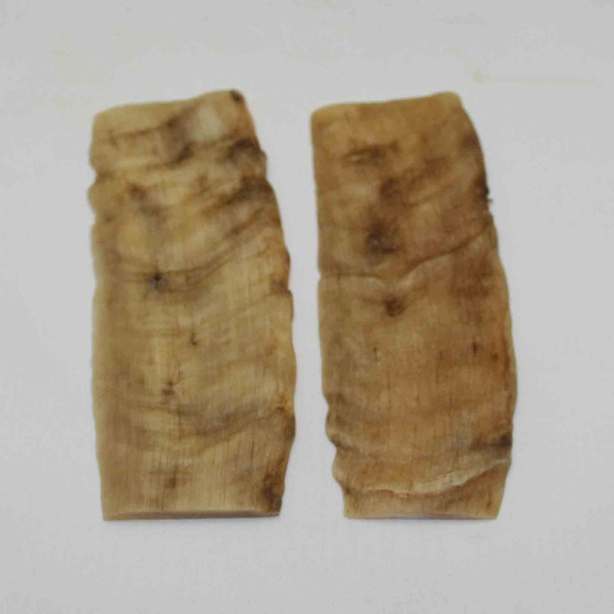 NB903NA66 Merino Ram's Horn Flat Block Scales Size: 4.64" x 1.65" x 0.20"inch