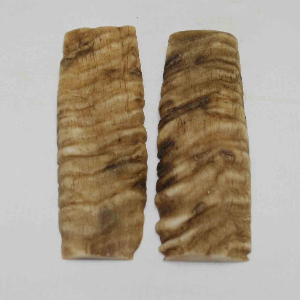 NB903NA74 Merino Ram's Horn Flat Block Scales Size: 4.93" x 1.58" x 0.25"inch