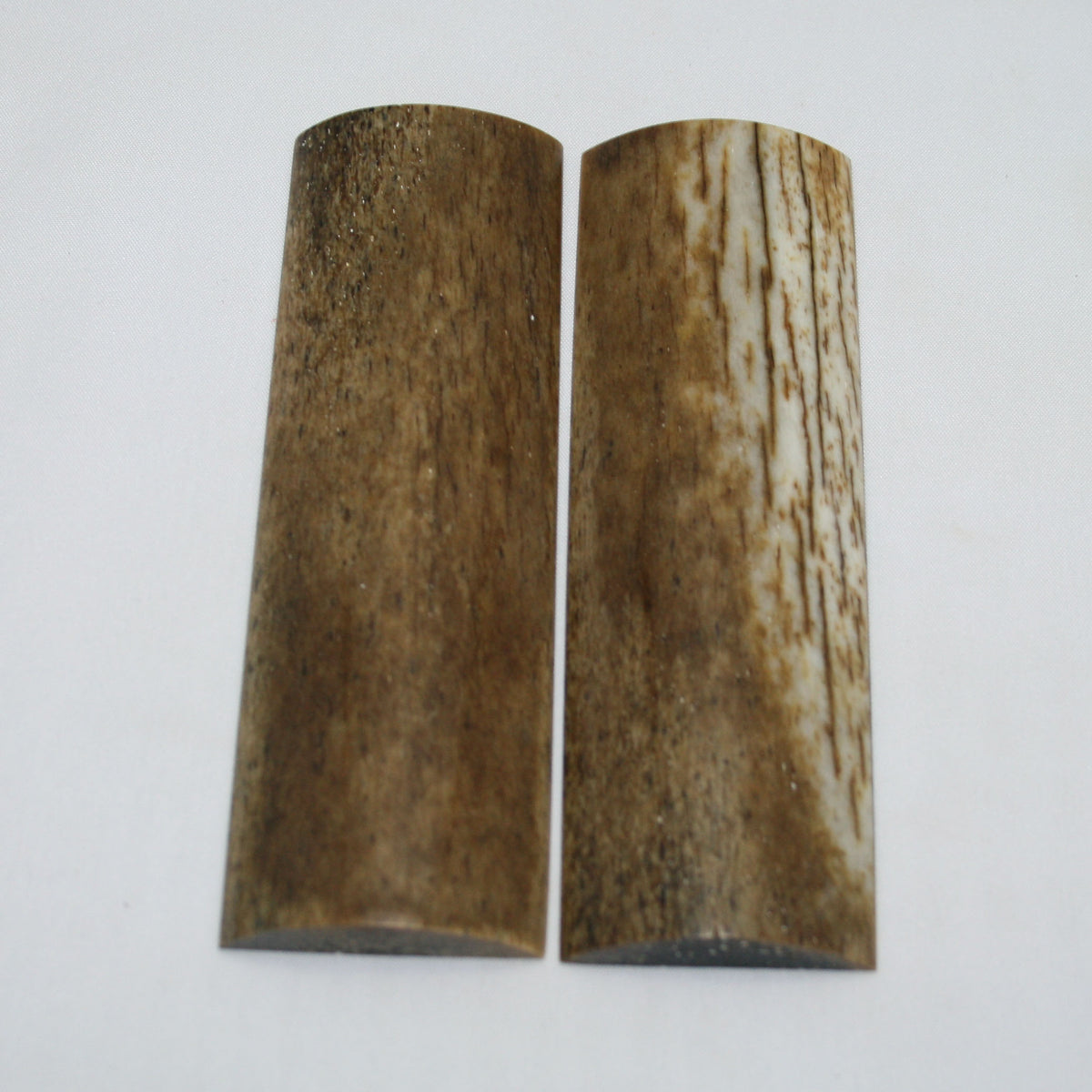 NB108MAN60 Giraffe Bone Scales