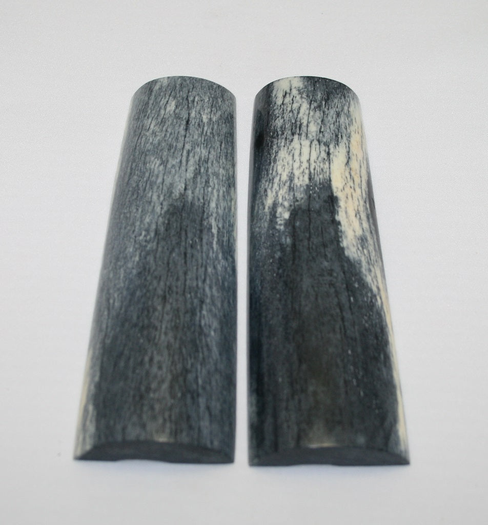 NB108AY89 Giraffe Bone Scales Set