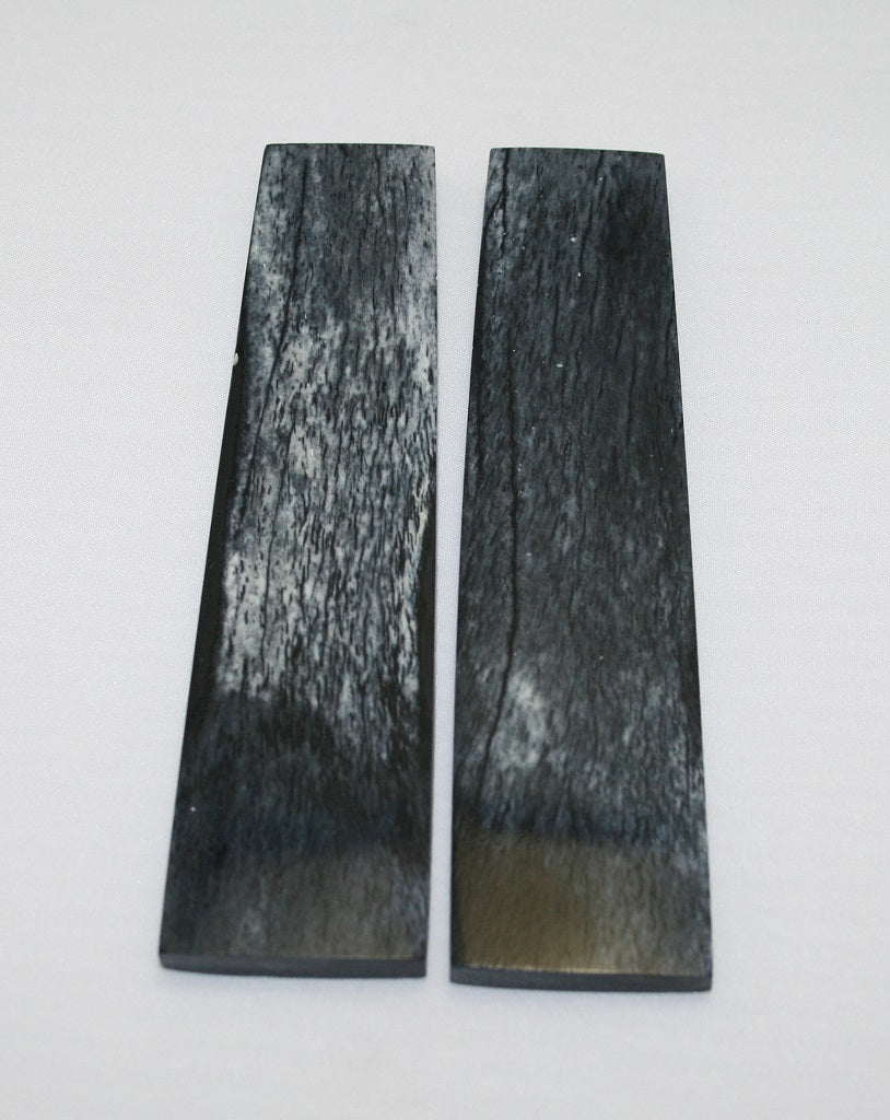 NB104AY77  Giraffe Bone Scales