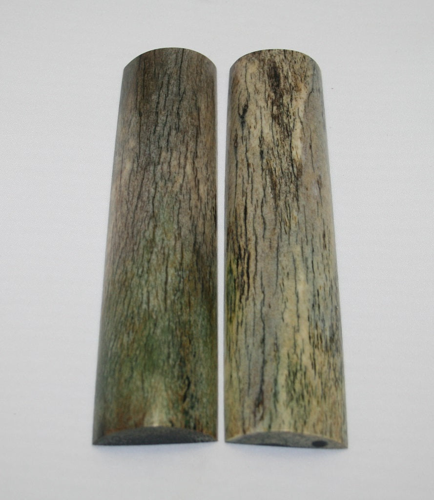 NB104AY84  Giraffe Bone Scales