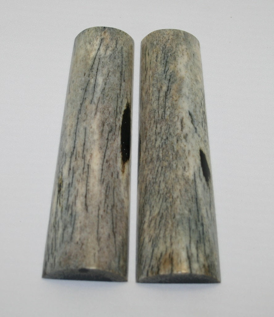 NB104AY85  Giraffe Bone Scales