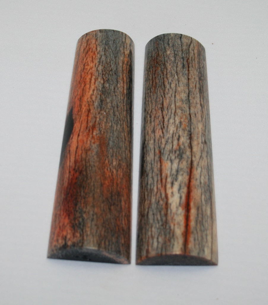 NB105AY37  Giraffe Bone Scales