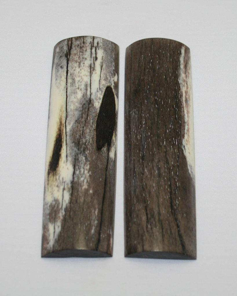 NB105AY54  Giraffe Bone Scales