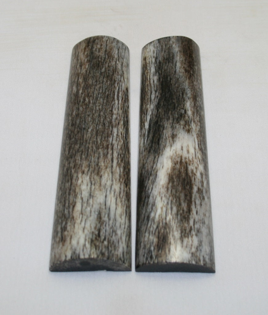 NB105VD73  Giraffe Bone Scales